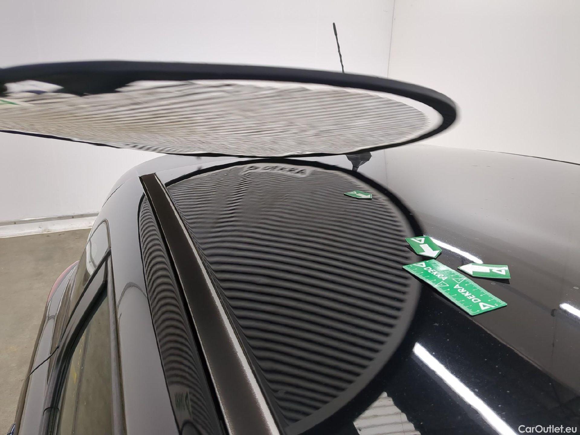  Renault  Captur RENAULT  5p Crossover Business dCi 90 - 18 #38