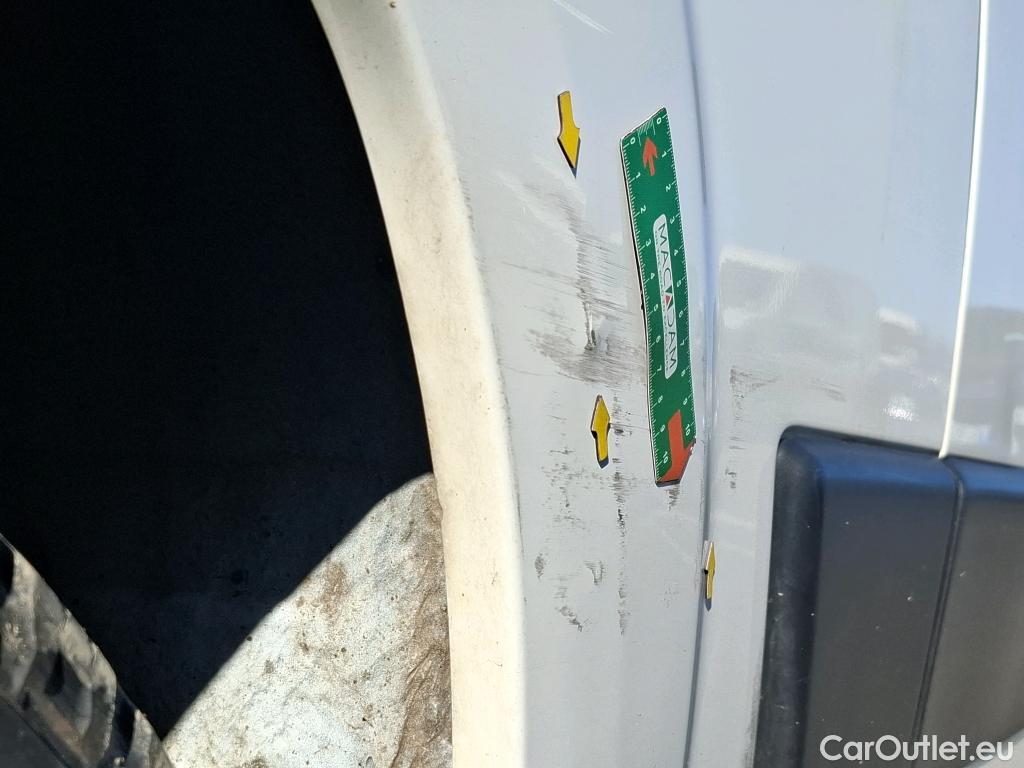  Peugeot  Boxer PEUGEOT  / 2014 / 4P / Fourgon tôlé BlueHDi S&S 120 PREMIUM 335 L2H2 #13