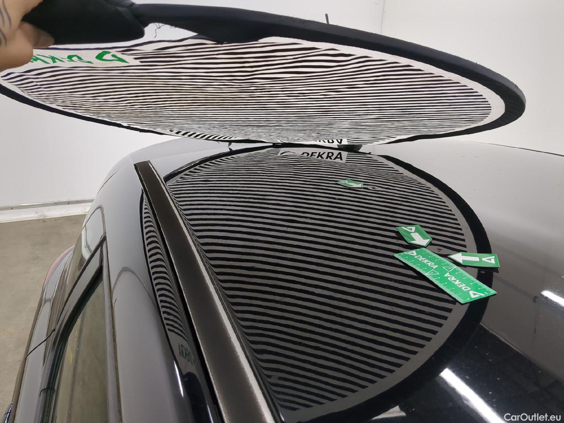  Renault  Captur RENAULT  5p Crossover Business dCi 90 - 18 #37