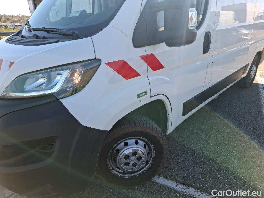  Peugeot  Boxer PEUGEOT  / 2014 / 4P / Fourgon tôlé BlueHDi S&S 120 PREMIUM 335 L2H2 #48