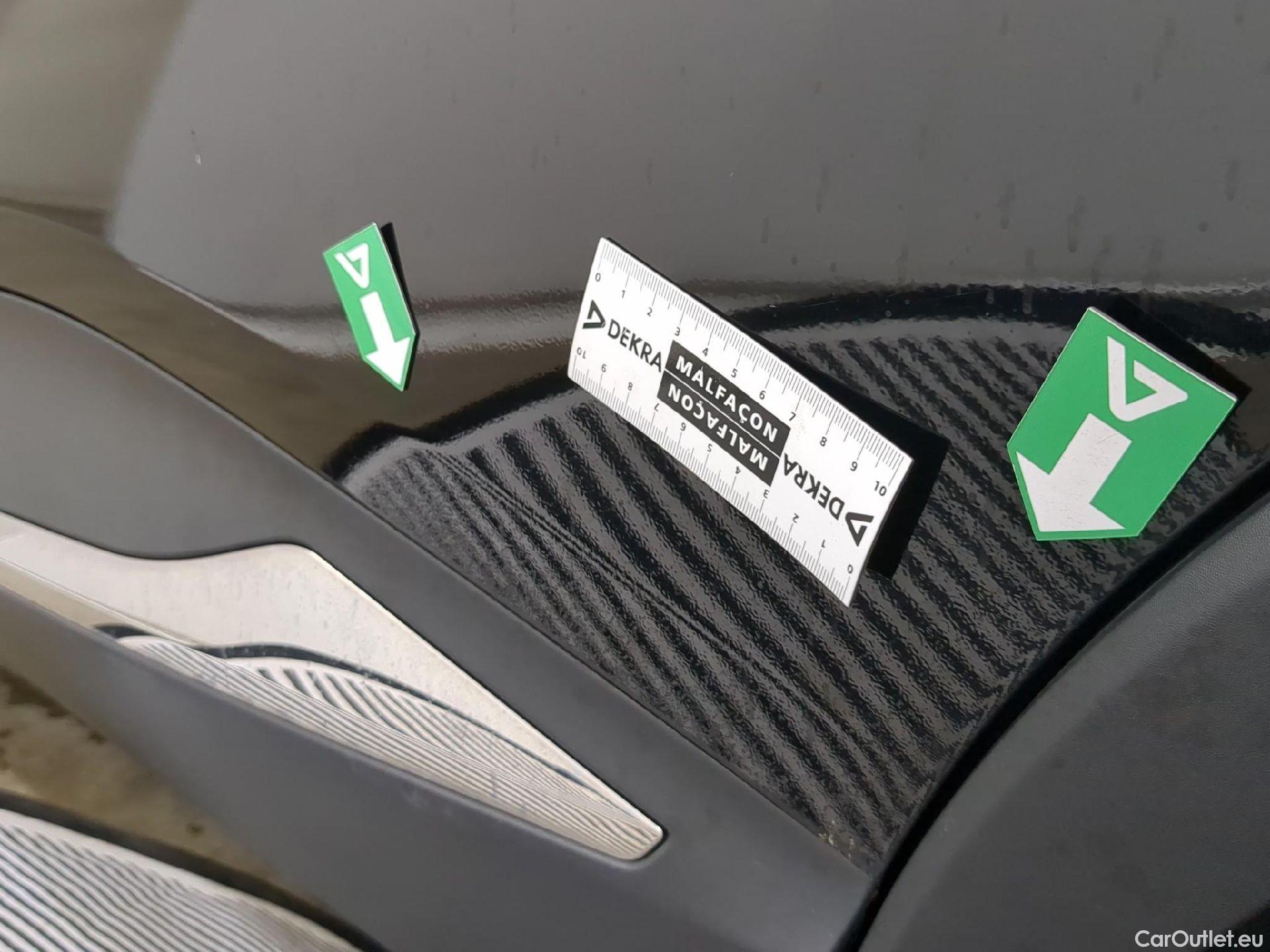  Renault  Captur RENAULT  5p Crossover Business dCi 90 - 18 #31