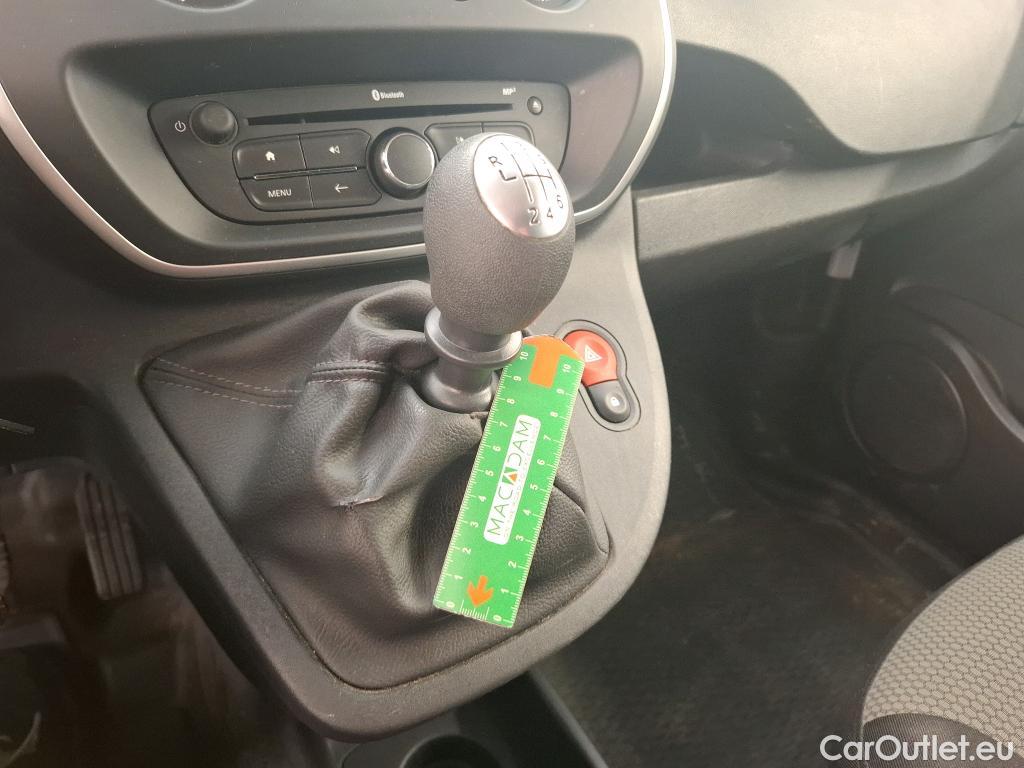  Renault  Kangoo  Express Maxi Extra (Série Spéciale) 1.5 dCi 110CV BVM6 E6 #25