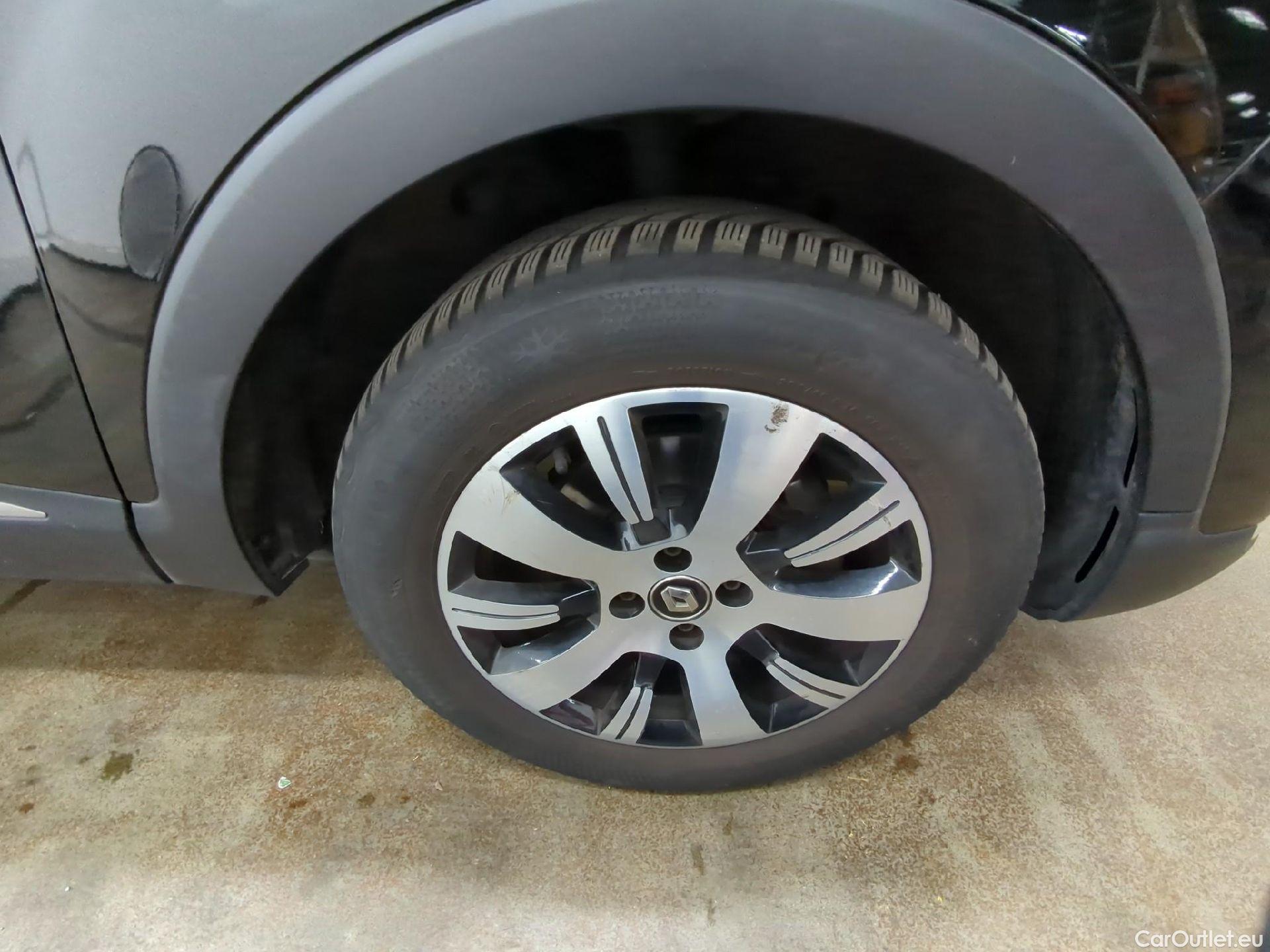  Renault  Captur RENAULT  5p Crossover Business dCi 90 - 18 #45