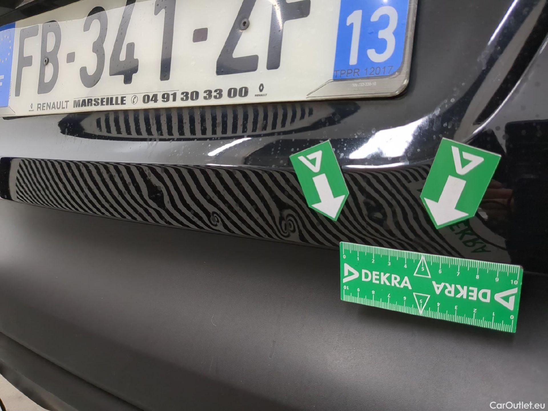  Renault  Captur RENAULT  5p Crossover Business dCi 90 - 18 #32