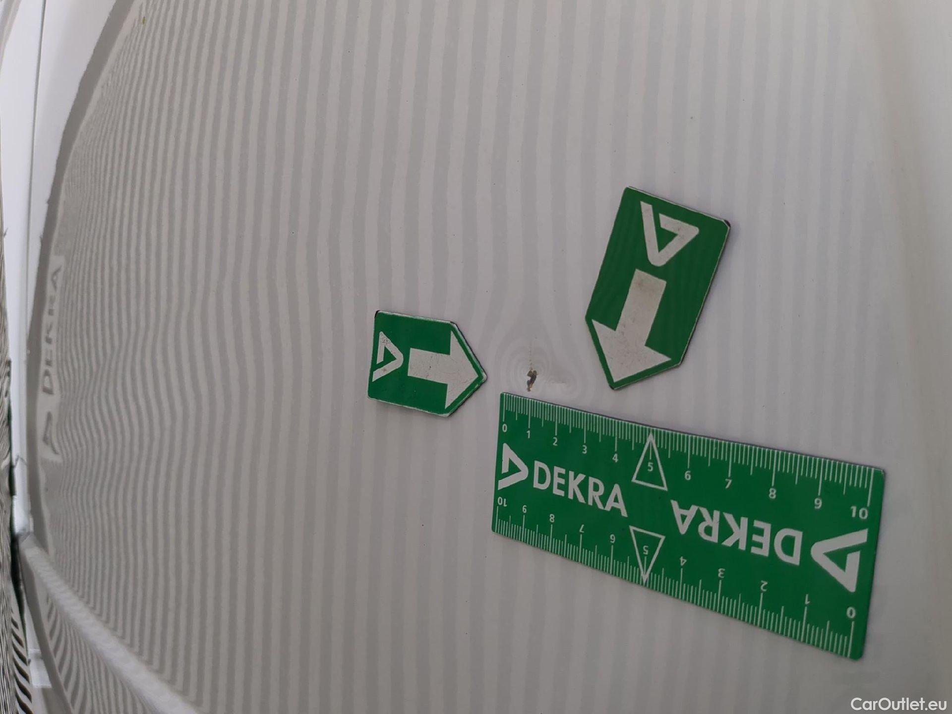  Peugeot  Expert  Fourgon Premium L1 1.5 HDi 120CV BVM6 E6d #26