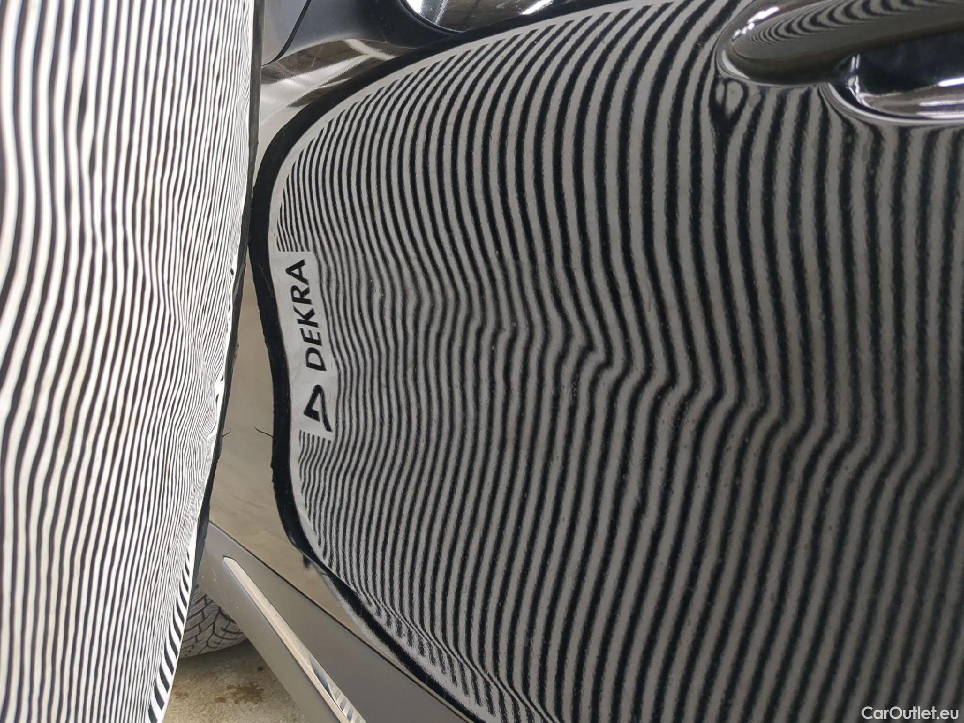  Renault  Captur RENAULT  5p Crossover Business dCi 90 - 18 #28