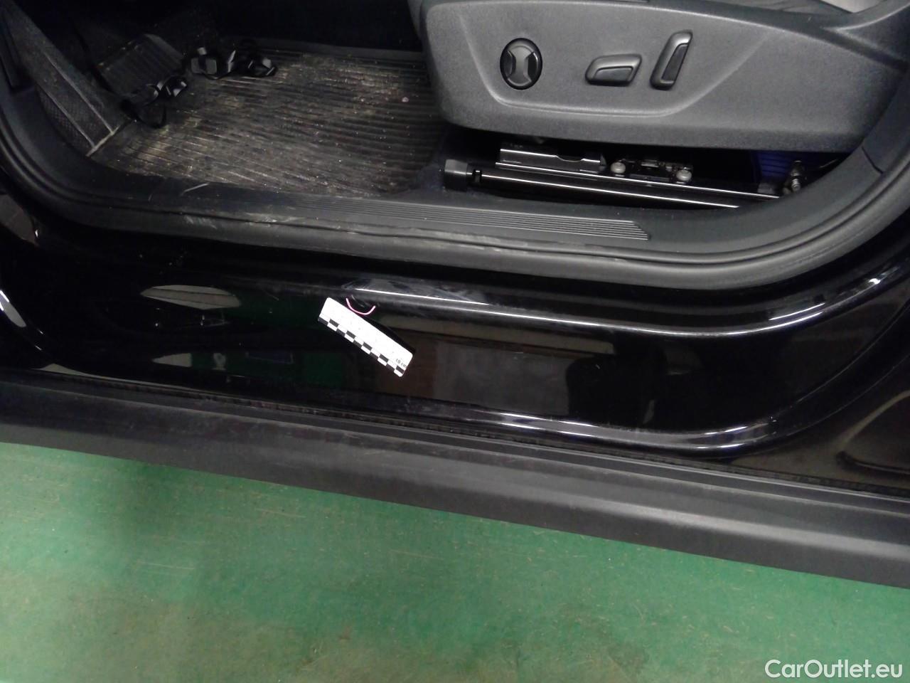  Skoda  ENYAQ  iV80 5d #5