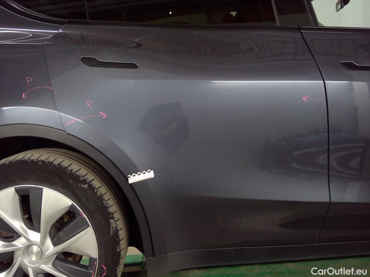  Tesla  Model Y  75kWh Long-Range AWD #17