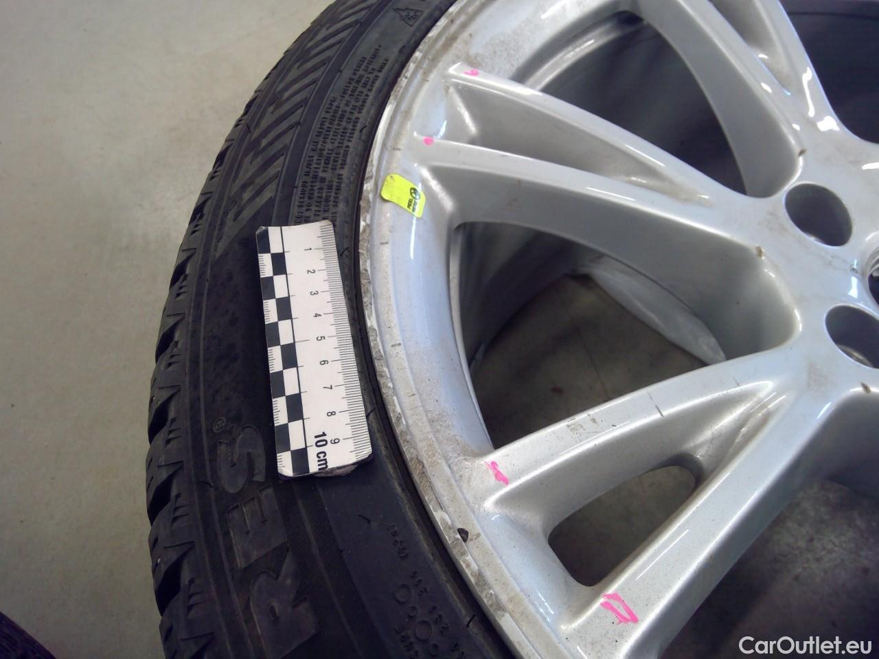  Tesla  Model Y  75kWh Long-Range AWD #5