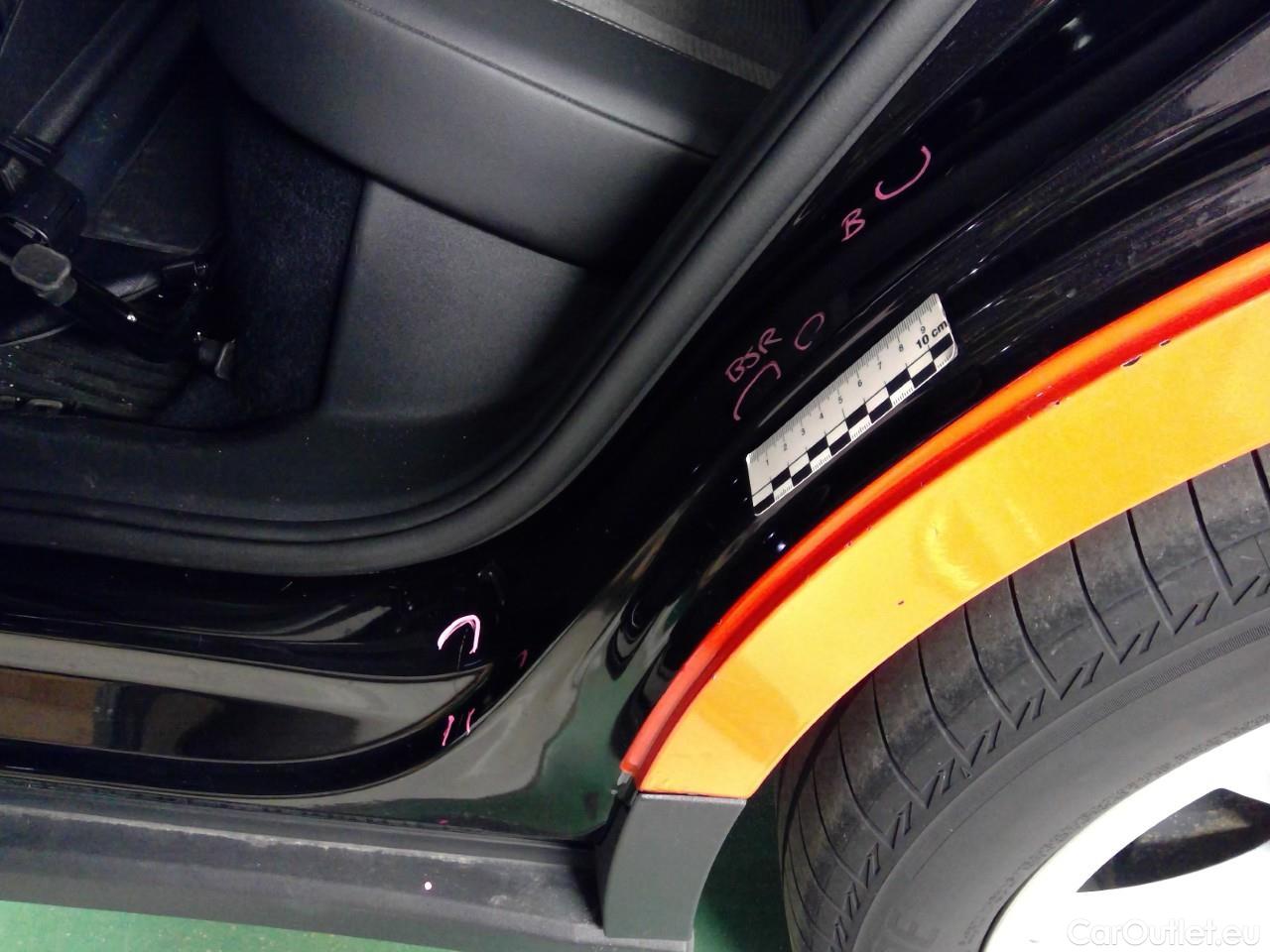  Skoda  ENYAQ  iV80 5d #9