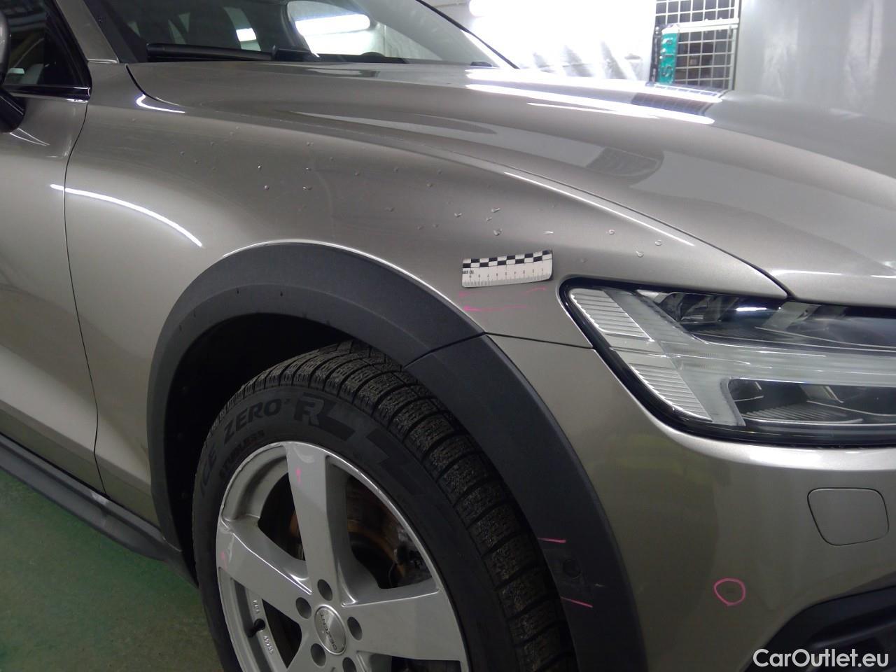  Volvo  V60  CC B4 D AWD Adv.SE Tek.Aut #46