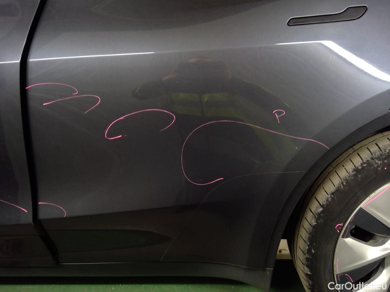  Tesla  Model Y  75kWh Long-Range AWD #20