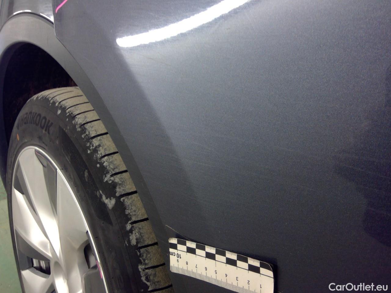  Tesla  Model Y  75kWh Long-Range AWD #16