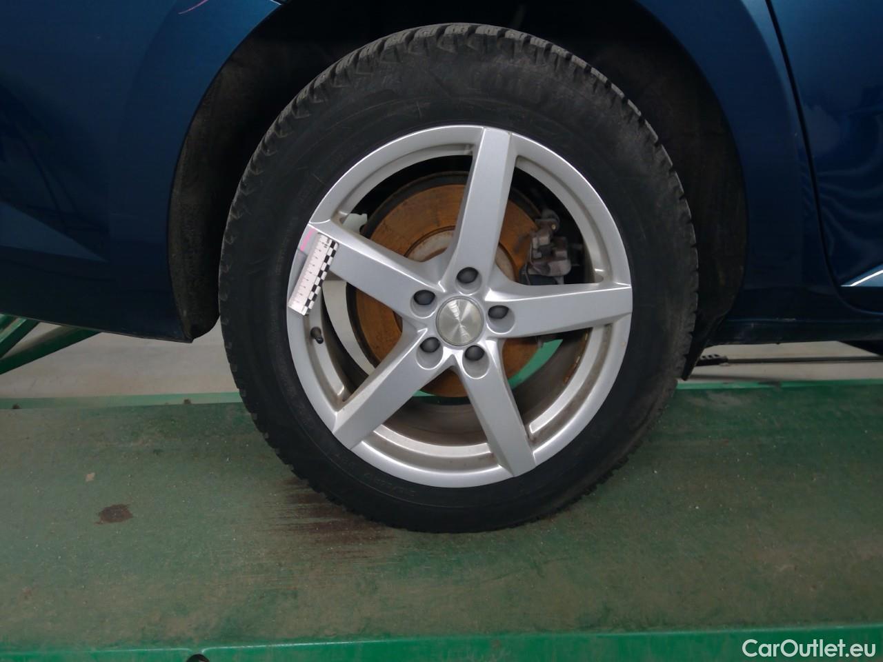  Skoda  Superb Sup.Co.TSI PHEV 218 Style Aut #12