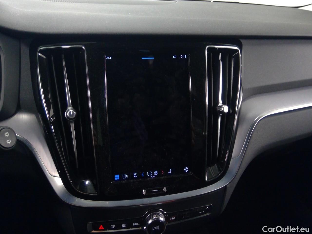  Volvo  V60  T6 350 Cor.Ed.Rec. AWD Aut #20