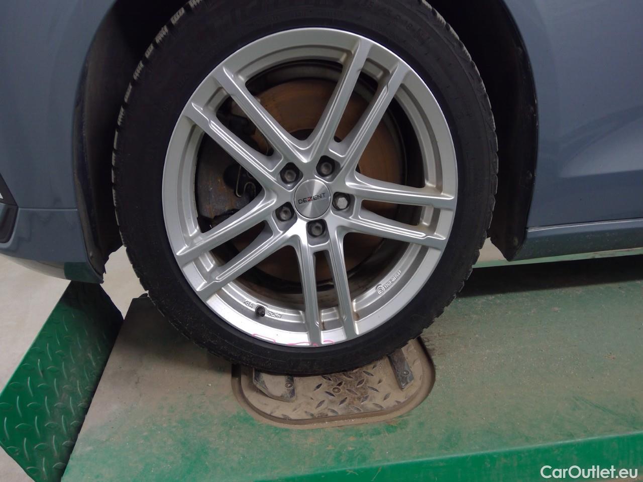  Volvo  V60  T6 350 Cor.Ed.Rec. AWD Aut #15