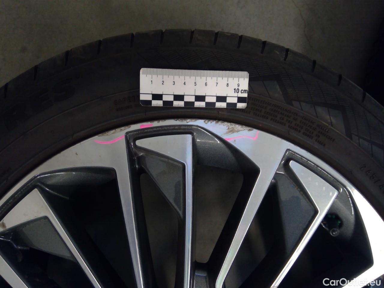  Audi  A6  Av. 55TFSI Sline e quat Aut #2