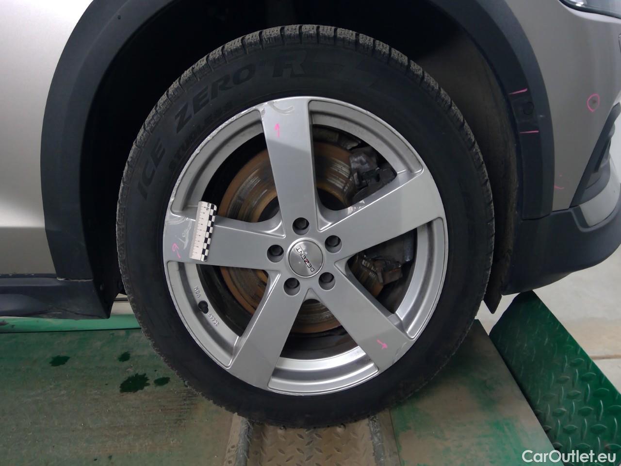  Volvo  V60  CC B4 D AWD Adv.SE Tek.Aut #44