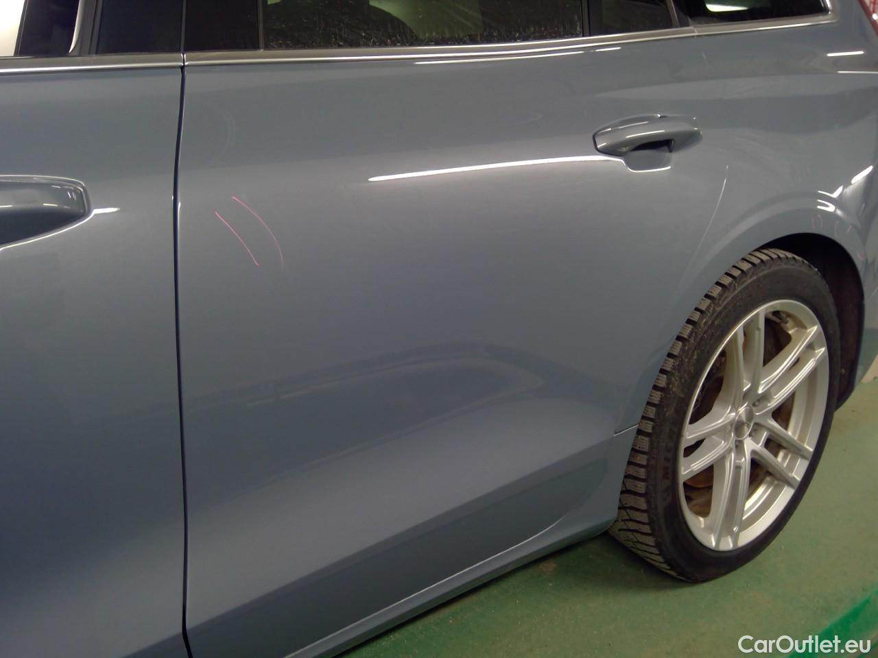  Volvo  V60  T6 350 Cor.Ed.Rec. AWD Aut #4