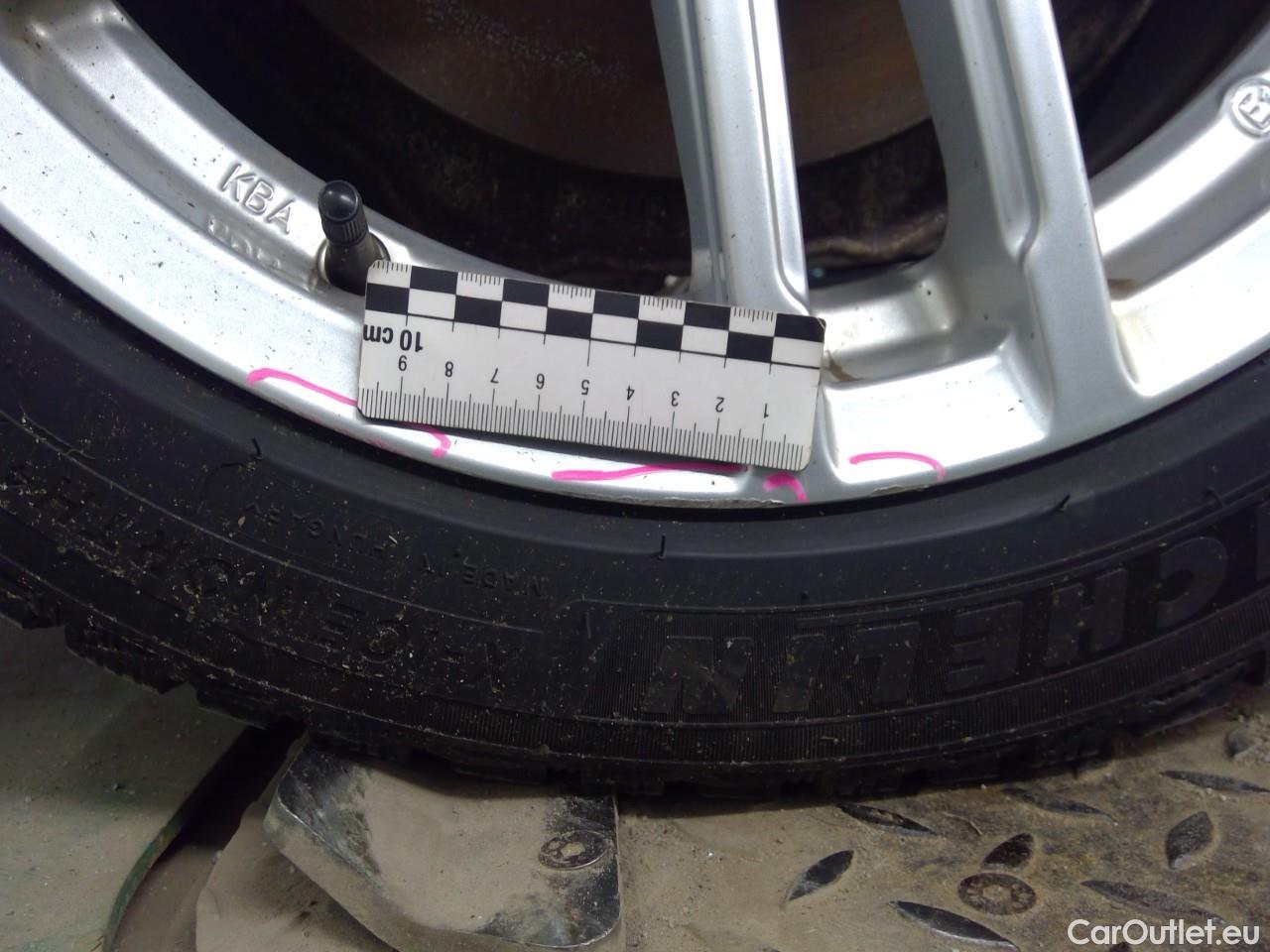  Volvo  V60  T6 350 Cor.Ed.Rec. AWD Aut #14