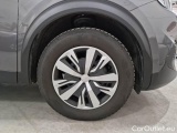  Peugeot  2008 PEUGEOT  / 2019 / 5P / CROSSOVER PURETECH 100 ACTIVE S/S #17
