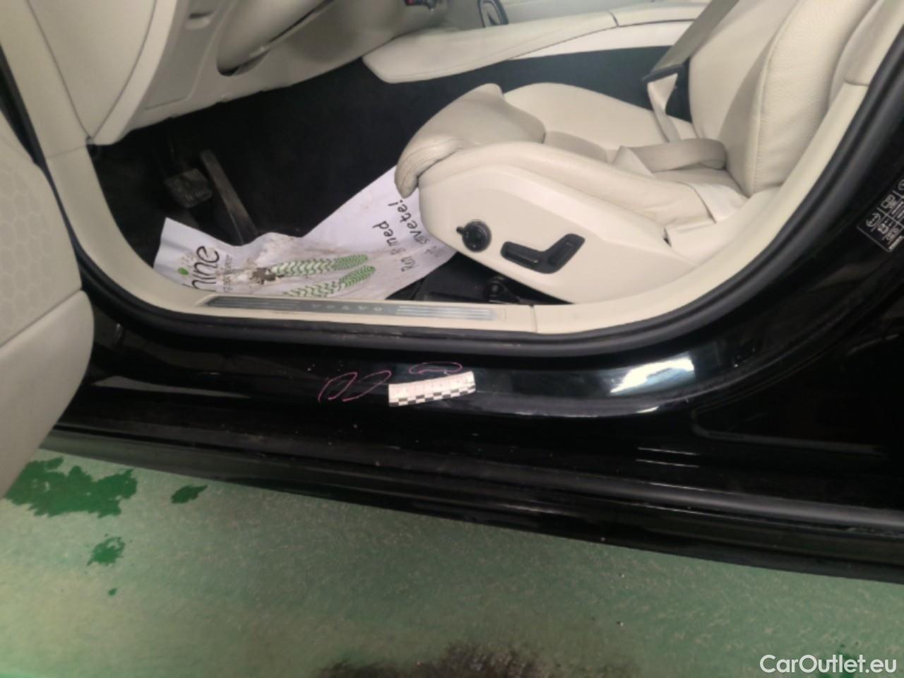  Volvo  V90  B4D 197 Mom.Adv.Ed.FWD Aut #26