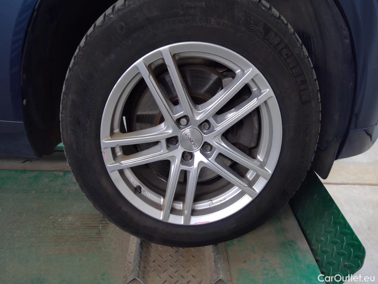  Volvo  XC60  T6 340 R-D. Rech. 4WD Aut #25