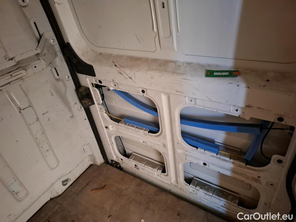  Citroen  Jumper CITROEN  / 2014 / 4P / Fourgon tôlé 33 L1H1 BlueHDi 120 S&S BVM6 Club #32