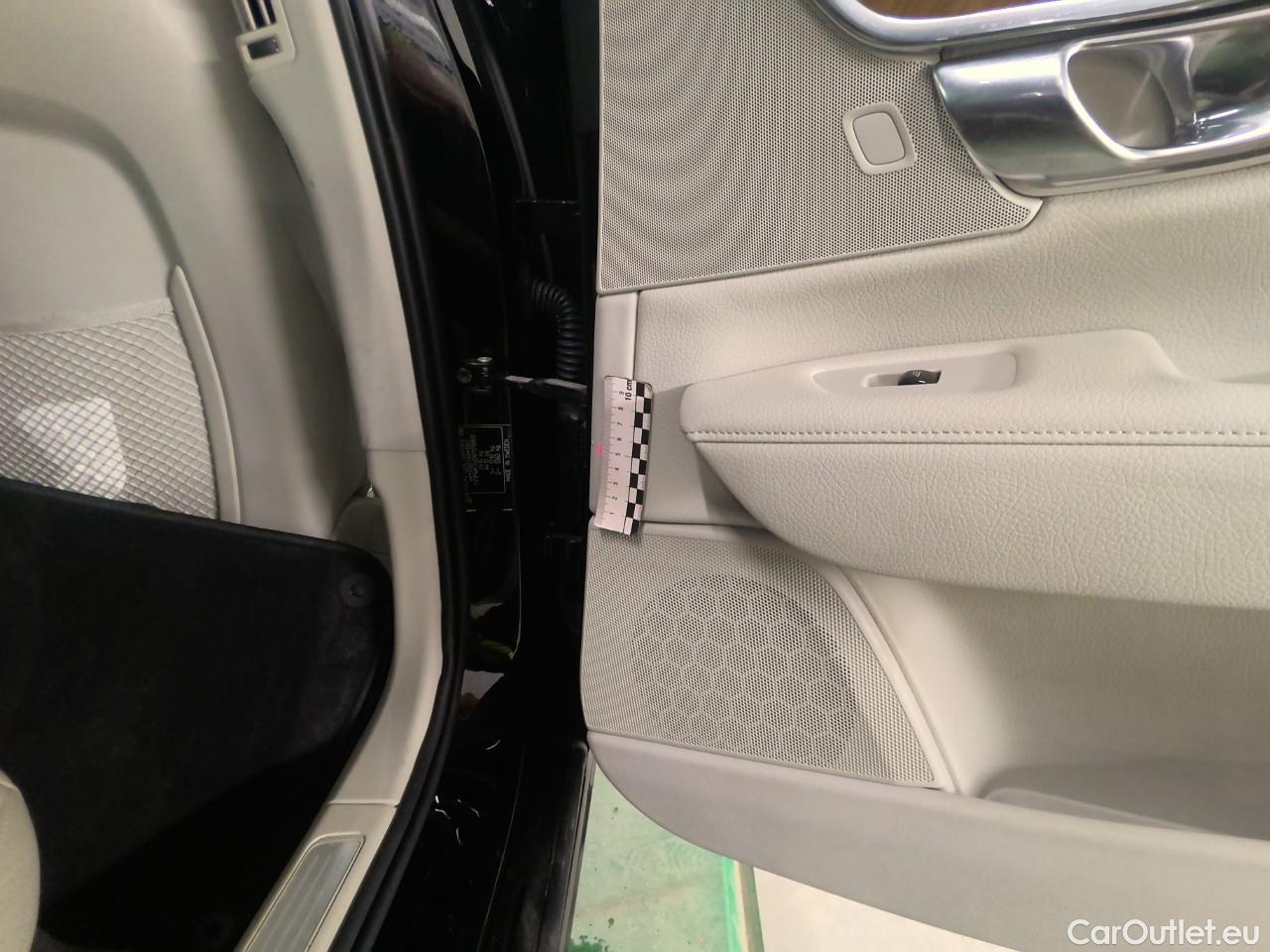  Volvo  V90  B4D 197 Mom.Adv.Ed.FWD Aut #11