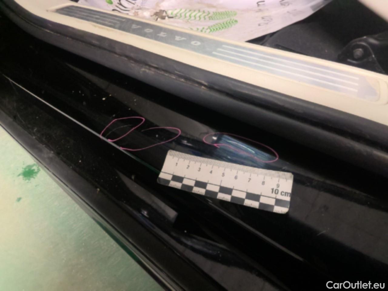  Volvo  V90  B4D 197 Mom.Adv.Ed.FWD Aut #25