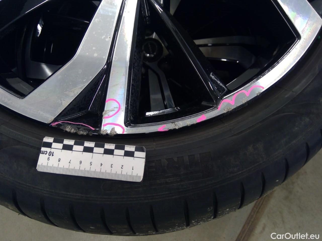  Volvo  XC60  T8 455 Ul.Da.Rec. AWD Aut #2