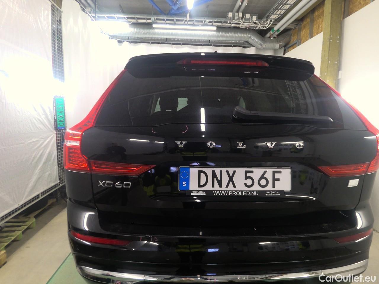  Volvo  XC60  T6 350 Ins.Rec. AWD Aut #20