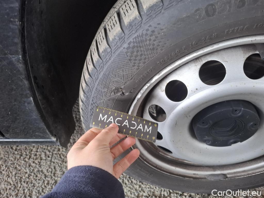  Citroen  Berlingo  Fourgon Club M 1000 1.5 BlueHDi 130CV BVA8 E6dT #48