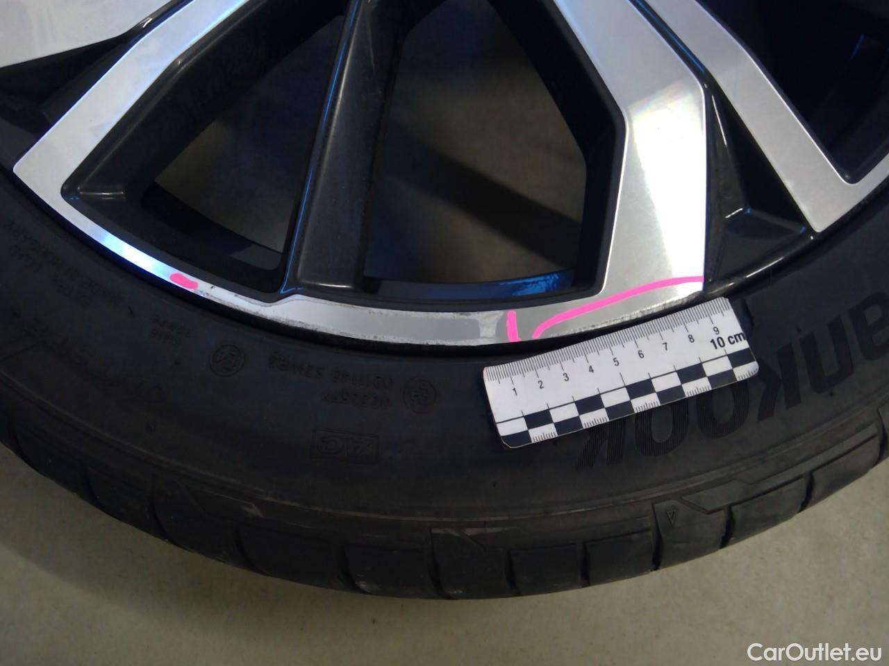  Volvo  XC60  T6 340 R-D. Rech. 4WD Aut #2