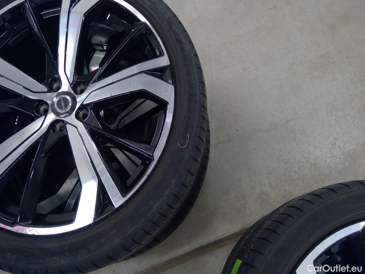  Volvo  XC60  T8 455 Ul.Da.Rec. AWD Aut #3