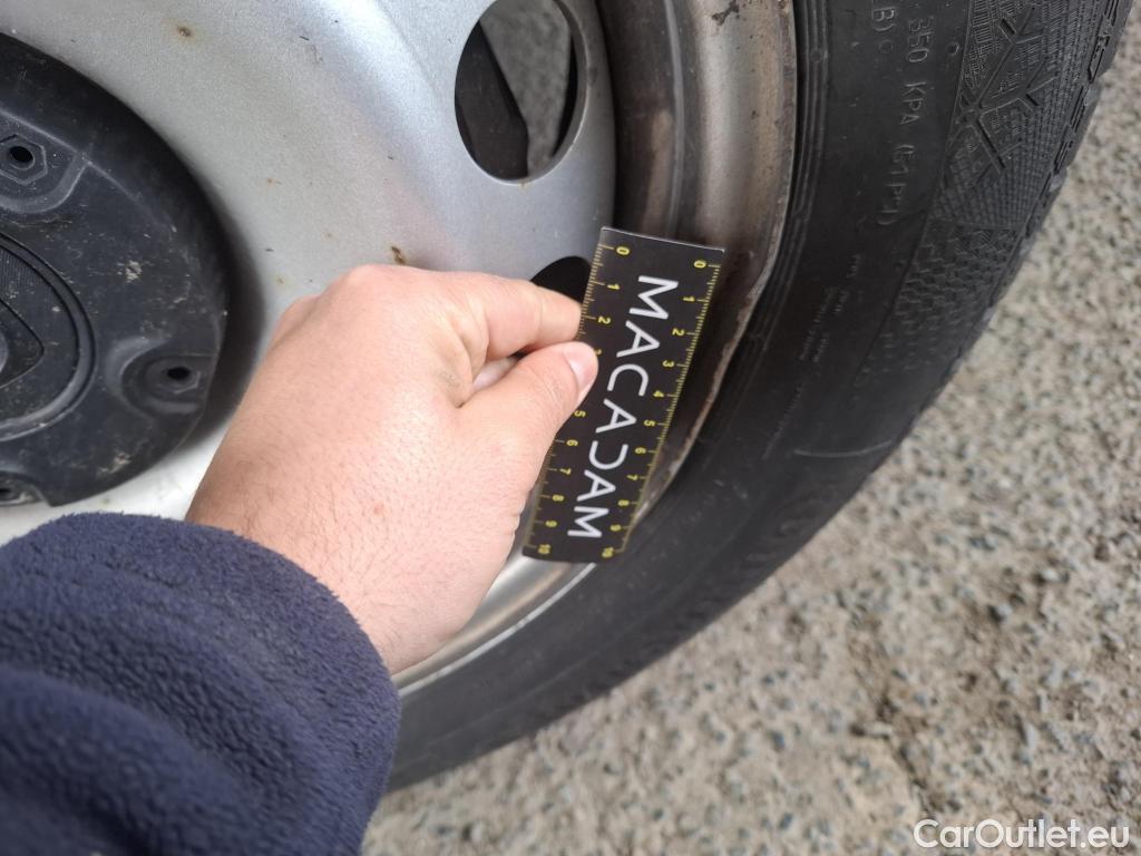  Citroen  Berlingo  Fourgon Club M 1000 1.5 BlueHDi 130CV BVA8 E6dT #50