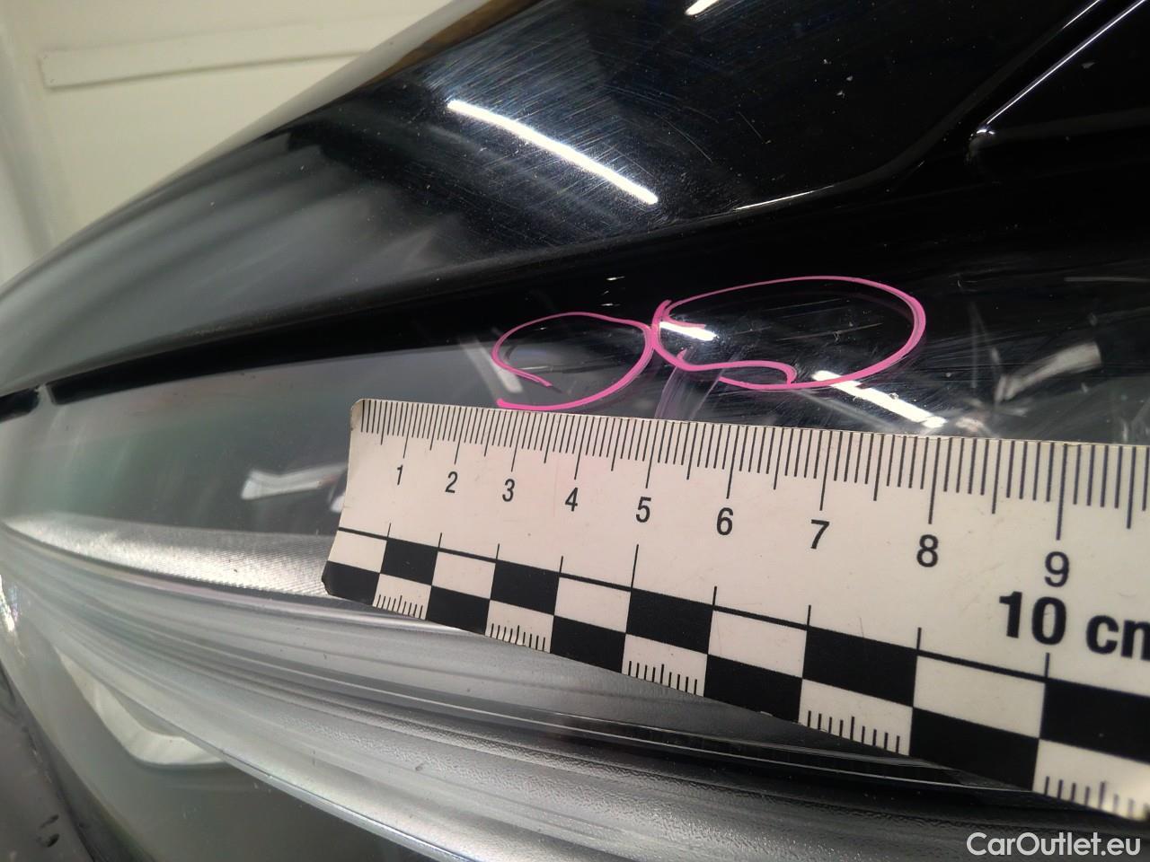  Volvo  V90  B4D 197 Mom.Adv.Ed.FWD Aut #1