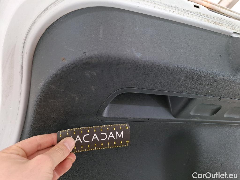  Citroen  C3  Société Feel 1.5 BlueHDI 100CV BVM6 E6dT #26