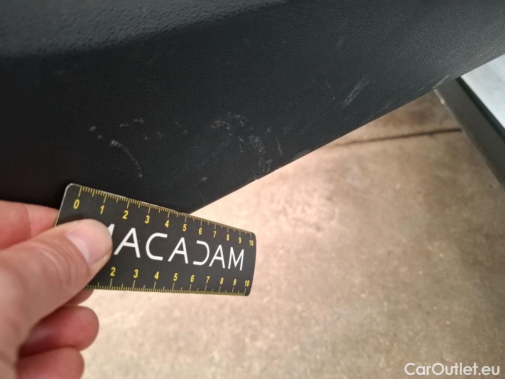  Citroen  C3  Société Feel 1.5 BlueHDI 100CV BVM6 E6dT #18