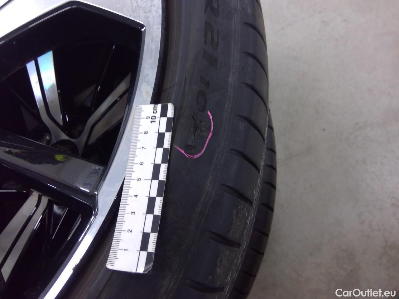  Volvo  XC60  T8 455 Ul.Da.Rec. AWD Aut #4