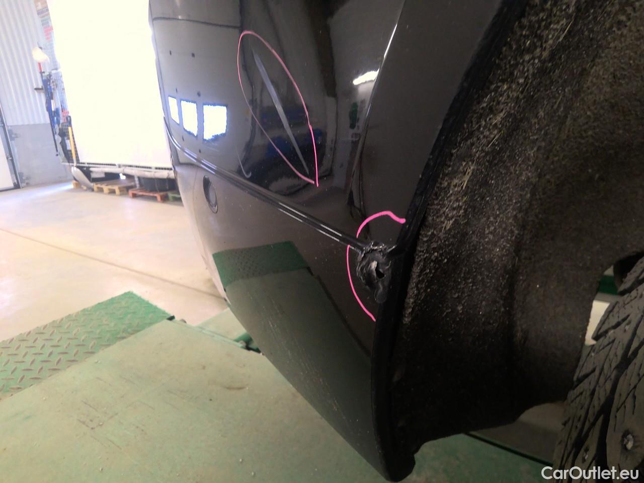  Volvo  XC60  T6 350 Ins.Rec. AWD Aut #18