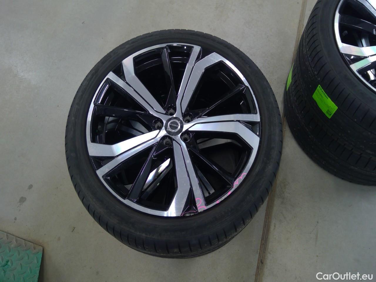  Volvo  XC60  T8 455 Ul.Da.Rec. AWD Aut #1