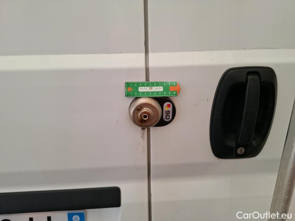  Citroen  Jumper CITROEN  / 2014 / 4P / Fourgon tôlé 33 L1H1 BlueHDi 120 S&S BVM6 Club #21