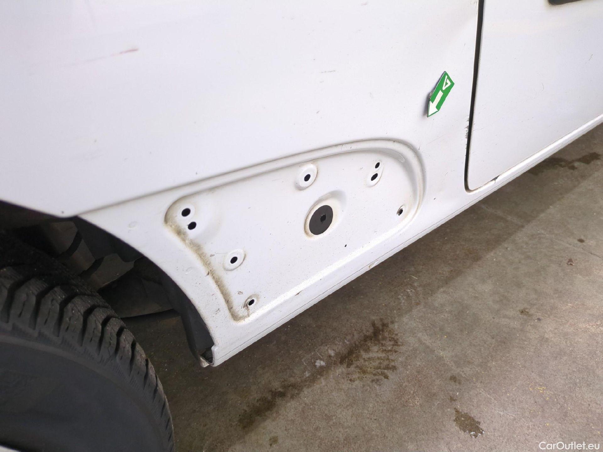  Renault  Kangoo RENAULT  Express / 2013 / 4P / Fourgonnette Gd Volume ExtraRLink - Blue dCi 95 #45