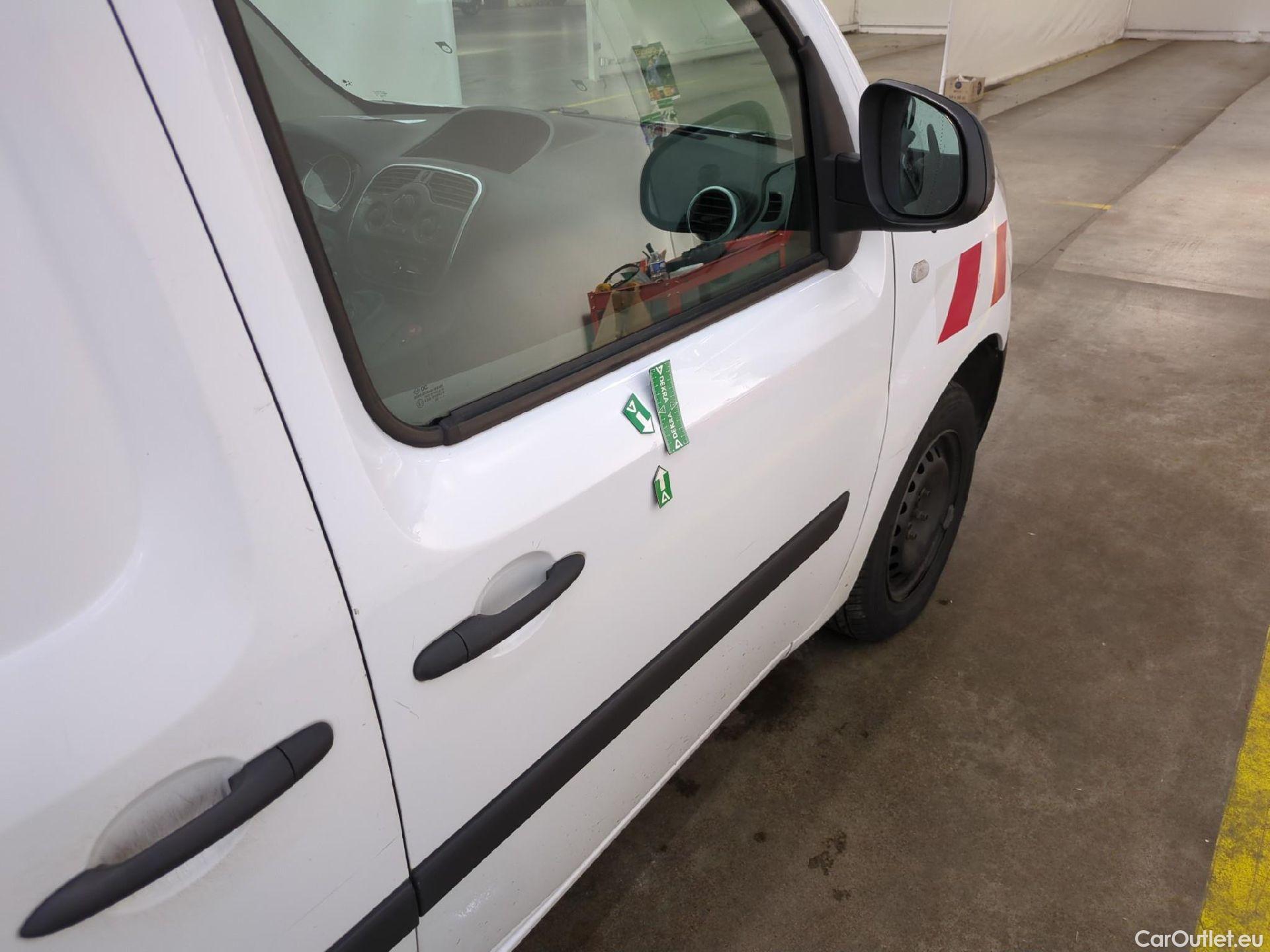  Renault  Kangoo RENAULT  Express / 2013 / 4P / Fourgonnette Gd Volume ExtraRLink - Blue dCi 95 #50