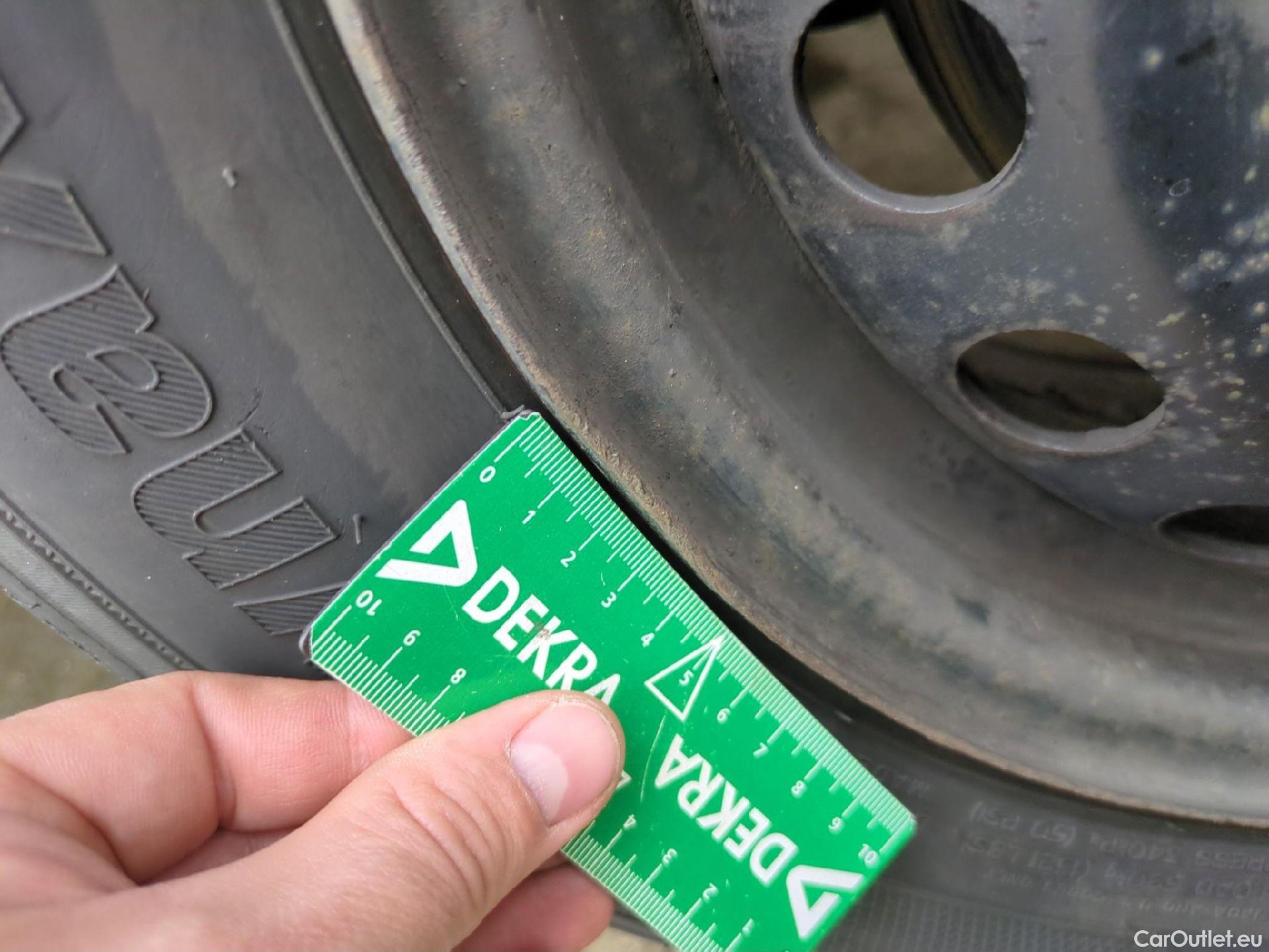  Renault  Kangoo RENAULT  Express / 2013 / 4P / Fourgonnette Gd Volume ExtraRLink - Blue dCi 95 #24