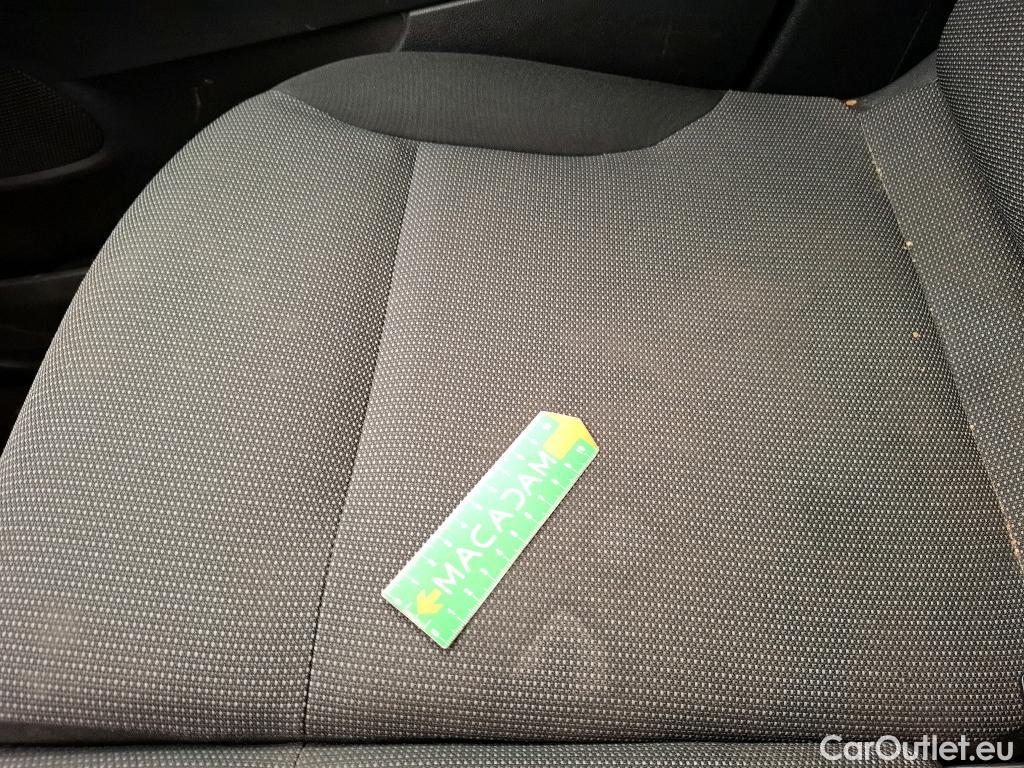  Peugeot  Partner  Premium L1 1.5 HDi 130CV BVA8 E6dT #33