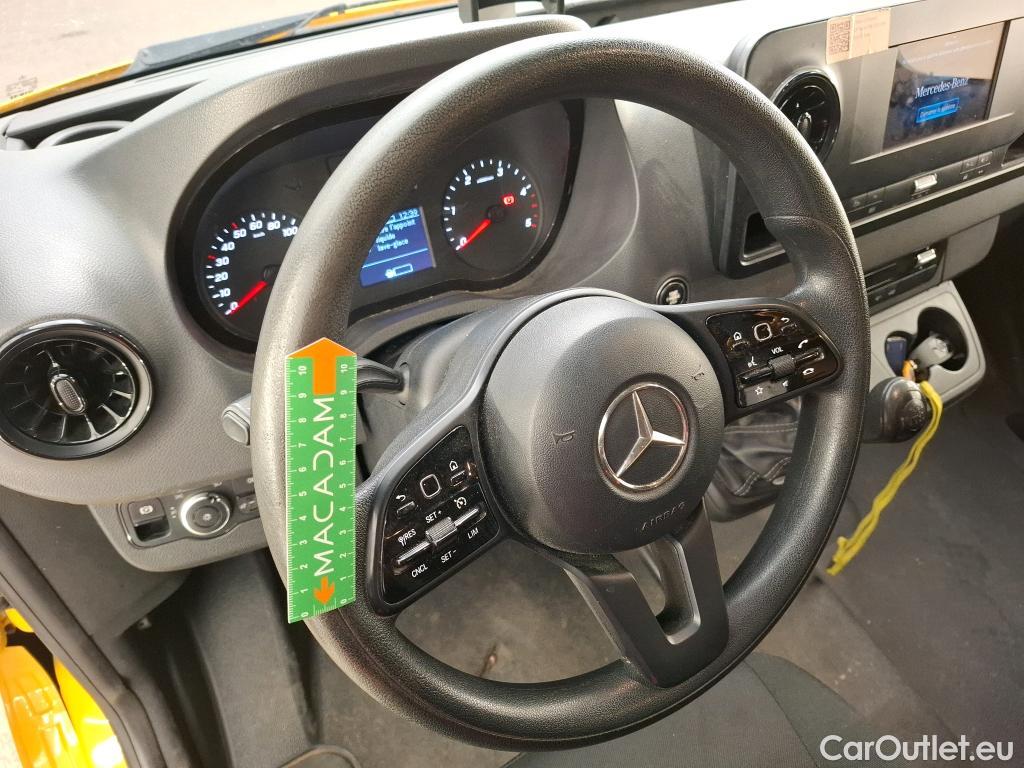  Mercedes  Sprinter MERCEDES-BENZ  / 2018 / 4P / Fourgon tôlé 314 CDI Emp 3665 3.5T #33