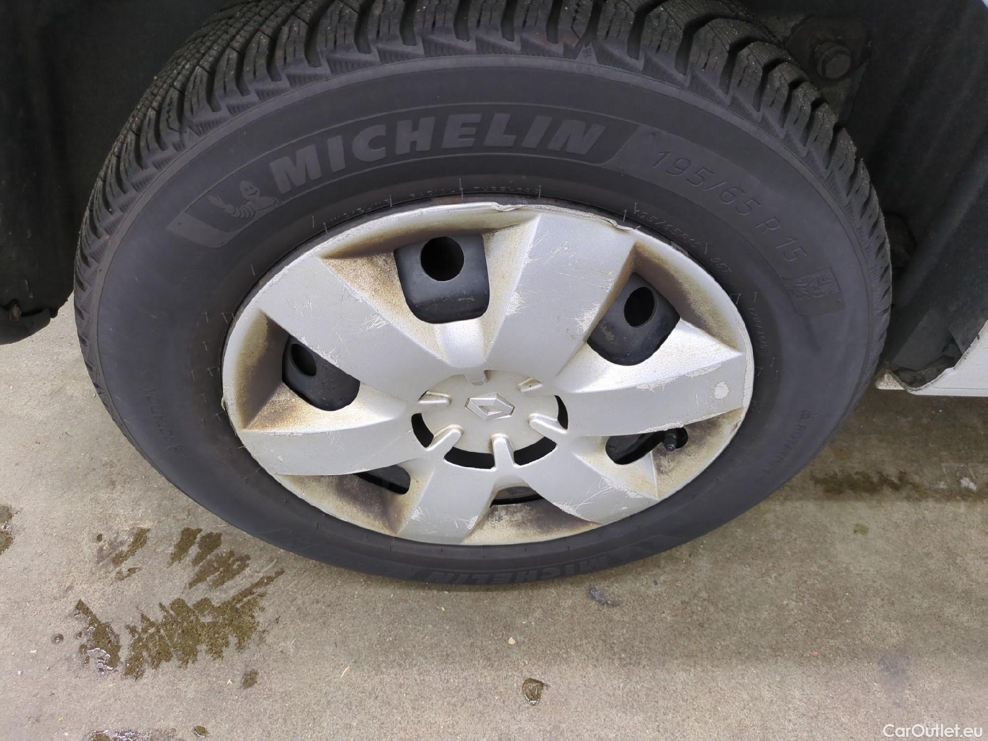  Renault  Kangoo RENAULT  Express / 2013 / 4P / Fourgonnette Gd Volume ExtraRLink - Blue dCi 95 #38