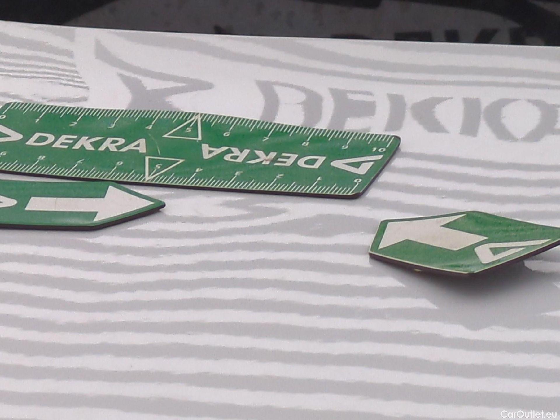  Renault  Kangoo RENAULT  Express / 2013 / 4P / Fourgonnette Gd Volume ExtraRLink - Blue dCi 95 #57